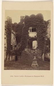 Carew Castle - Eingang zur Banketthalle von Francis Bedford