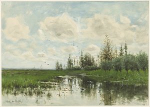 Teich mit Bäumen und Weideland