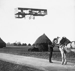 Flug von Henri Farman (1874-1958) von Chalons nach Reims, 1908