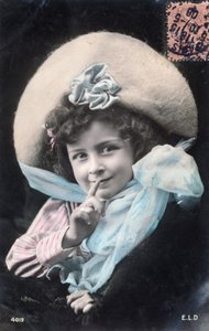 Französische Postkarte datiert circa von French Photographer