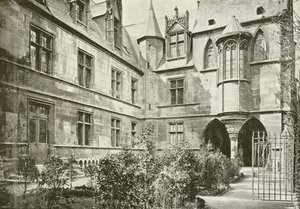 Paris, Hof des Hotel Cluny von French Photographer