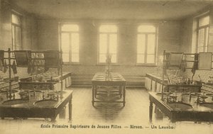 Grundschulbadezimmer, Hirson von French Photographer