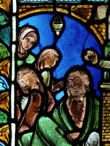 Eine Szene aus dem Leben des St. Nikolaus: Der Heilige hinterlässt einem Mann Geld, um seine Töchter vor der Prostitution zu bewahren