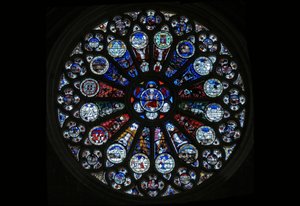 Rosettenfenster, das die letzten fünfzehn Tage der Welt und die Werke der Monate darstellt