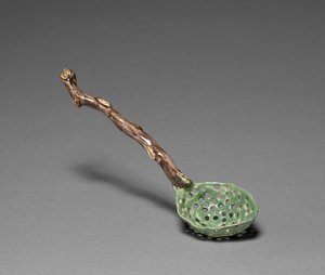 Zuckerlöffel, hergestellt von der Veuve Perrin Fabrik, ca. 1760 von French School