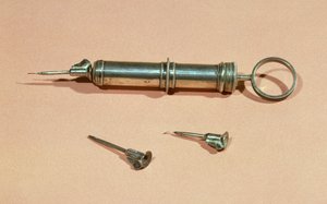Spritze erfunden von Charles-Gabriel Pravaz (1791-1853) im Jahr 1853 mit verschiedenen Nadeln von French School