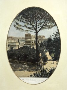 Das Kolosseum vom Palatin-Hügel in Rom gesehen (koloriertes Foto) von French School