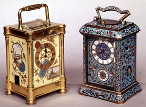 Zwei französische Kutschenuhren mit Email-Dekoration, um 1870