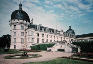 Ansicht der Nordostfassade und der doppelläufigen Treppe, Bau begonnen 1540