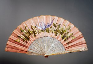 Hochzeitsfächer mit Tauben auf einem Ast, Tempera auf Seide und Perlmutt, erstellt von Felix Alexandre, Paris