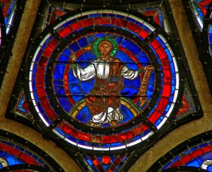 Fenster w100, Darstellung des Heiligen Bartholomäus