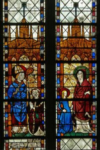 Fenster w17, das St. Nikolaus und den Stifter Oudin de Troyes darstellt; St. Anna und die Jungfrau Maria