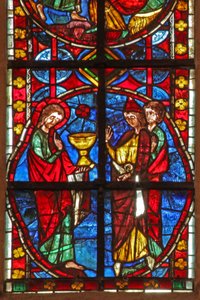 Fenster w210 zeigt St. Jakobus mit dem Magier Hermogenes und Philetus