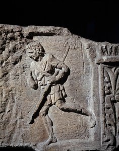 Gallorömische Kunst: Stele, die einen Gladiator darstellt von Gallo Roman