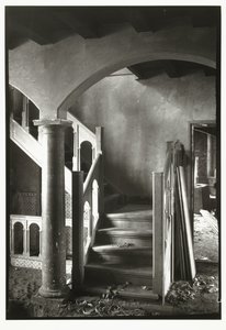 Die Halle des Hauses Inter Quercus in Aerdenhout, im Bau von George Hendrik Breitner