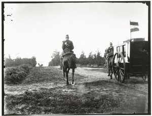 Gelbe Reiter zu Pferd in der Nähe von Arnheim