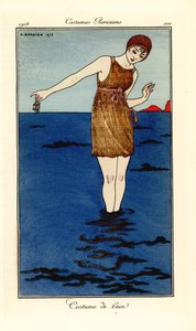 Frau im Badeanzug bis zu den Knöcheln im Meer am Strand, die eine Krabbe hält von Georges Barbier