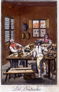 Handwerk: der Goldzieher (Strecker oder Silbervorarbeiter) in seiner Werkstatt. In „Umfassende Beschreibung der Künste und Handwerke und Werkstätten für junge Leute“ von Johan Peter Vue. Ed. Nürnberg, Weigel und Schneider von German School