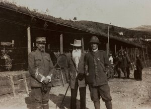 Album "Bilder des Krieges II": Italienische Soldaten im Val Chiusone nach Podsenica, 09/1917 (s/w Foto)