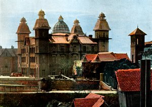 Palast des ehemaligen Premierministers und die Kaserne der Marinesoldaten, Madagaskar, späte 19. Jahrhundert von Gillot