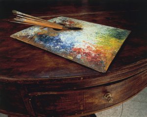 Die Palette des Malers in seiner Werkstatt am Malojapass, Schweiz, von Giovanni Segantini