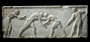 Griechische Kunst: Basis eines Kouros, das Ringer während eines Kampfes darstellt. Marmorrelief, 510-500 v. Chr. - Athen, Archäologisches Museum von Greek
