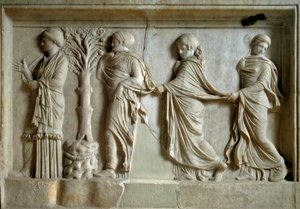 Griechische Kunst: Flachrelief, das drei Nymphen zeigt, die einer jungen Frau folgen von Greek