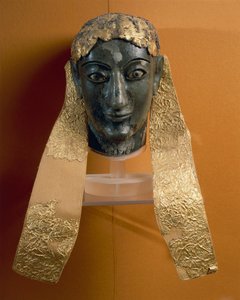 Kopf des Gottes Apollo, mit lockigem Haar