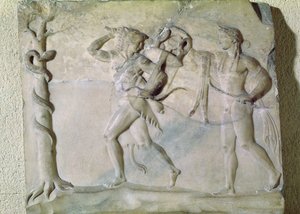 Tafel, die Herkules zeigt, wie er das delphische Dreibein vor Apollo entführt (Marmor)