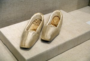 Paar Schuhe (ehemals im Besitz von Königin Victoria 1819–1901) von Gundry and Sons