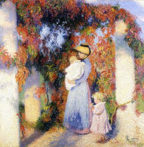 Frau mit zwei Kindern unter der Hauptpergola in Marquayrol, ca. 1900