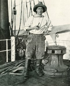 Lieut. H. E. De P. Rennick, ca. 1910-1913, 1913 von Herbert Ponting