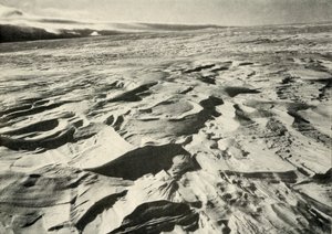 Sastrugi, 21. Februar 1911, 1913 von Herbert Ponting