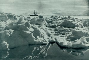 Die Terra Nova im McMurdo-Sund, um 1910-1913, 1913 von Herbert Ponting