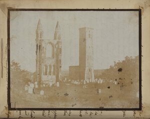 St. Regulus-Turm und der Ostgiebel von St. Andrews von Nordwesten