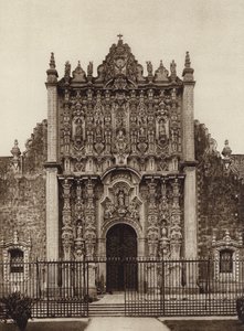 Mexiko: Eingang zum Heiligtum von der Ostseite der Kathedrale von Hugo Brehme