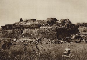 Mexiko: Pyramide von Xochicalco, vor der Restaurierung von Hugo Brehme