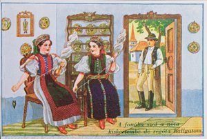 Postkarte darstellend Frauen in traditioneller ungarischer Kleidung beim Spinnen und Singen des beliebten Liedes Sing ein Lied für den Frosch, ca. 1940