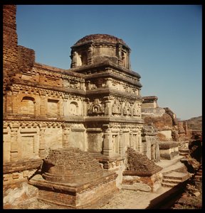 Votivstupa des Haupttempels von Standort III, 320-530