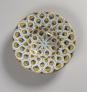 Dekorierter Teller, maurisch (Faience) von Islamic School