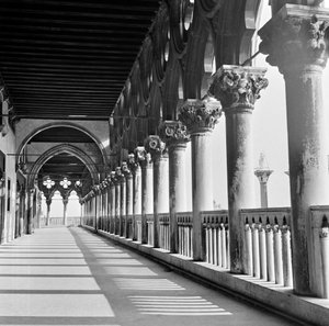 Loggia des Palazzo Ducale, Venedig, ca. 1960 von Italian Photographer
