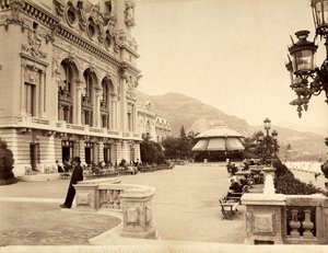 Die Uferterrasse in der Nähe des Casinos von Montecarlo, in Monaco von Italian Photographer