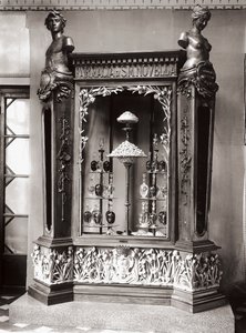 Vitrine, Officina Profumo, Farmaceutica di Santa Maria Novella, Florenz, Italien