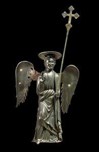 St. Gabriel Erzengel mit Prozessionskreuz, XII Jahrhundert Bronzestatue, Kreuz von 1369