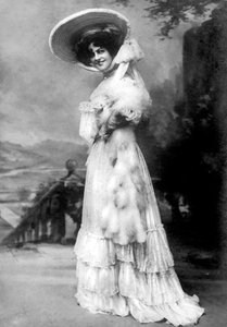 Marie Studholme, englische Schauspielerin, 1904