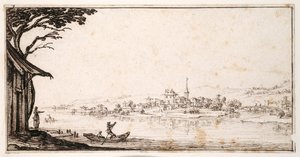 Überfahrt eines Passagiers über einen Fluss zu einer kleinen Stadt, die durch eine Brücke mit einem Schloss verbunden ist von Jacques Callot