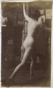 Studie eines weiblichen Aktmodells, von hinten gesehen, im Atelier von Jacques de Lalaing von Jacques Lalaing (attributed to)