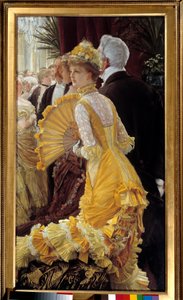Gelbes Kleid: elegantes Paar bei einem gesellschaftlichen Abend