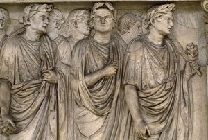Ara Pacis Augustae, ein freistehender Altar einer Gruppe von Witwen, Magistraten, Priestern... von James L Stanfield