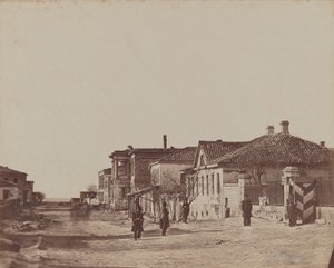 Straßenansicht mit Soldaten von James Robertson
